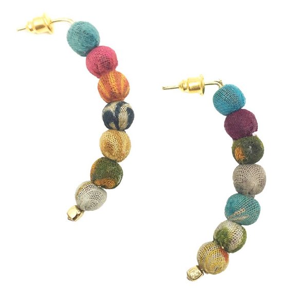 NWT World Finds Kantha Petite Arc Bead Earrings - Picture 3 of 3